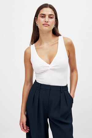 Offwhite Front Twist Sleeveless Body