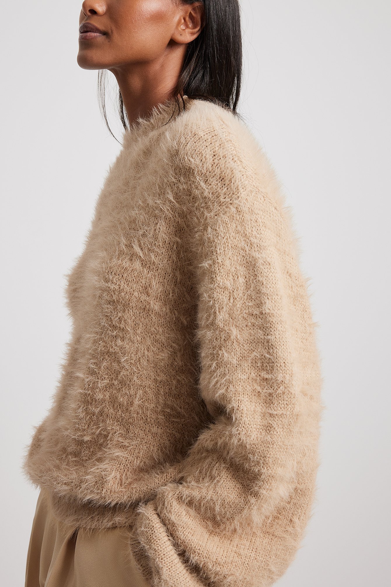 Fuzzy Knitted Sweater Beige | NA-KD