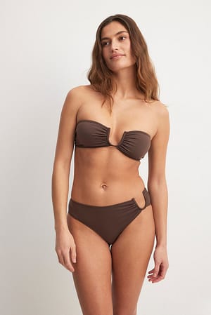 Brown Culotte de bikini à détail en métal