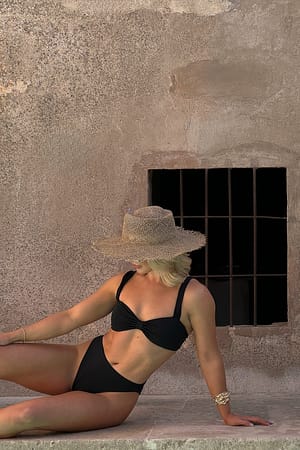 Black Ruched Detail Bikini Top