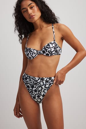 Black Bloom Bikini-Höschen mit hoher Taille