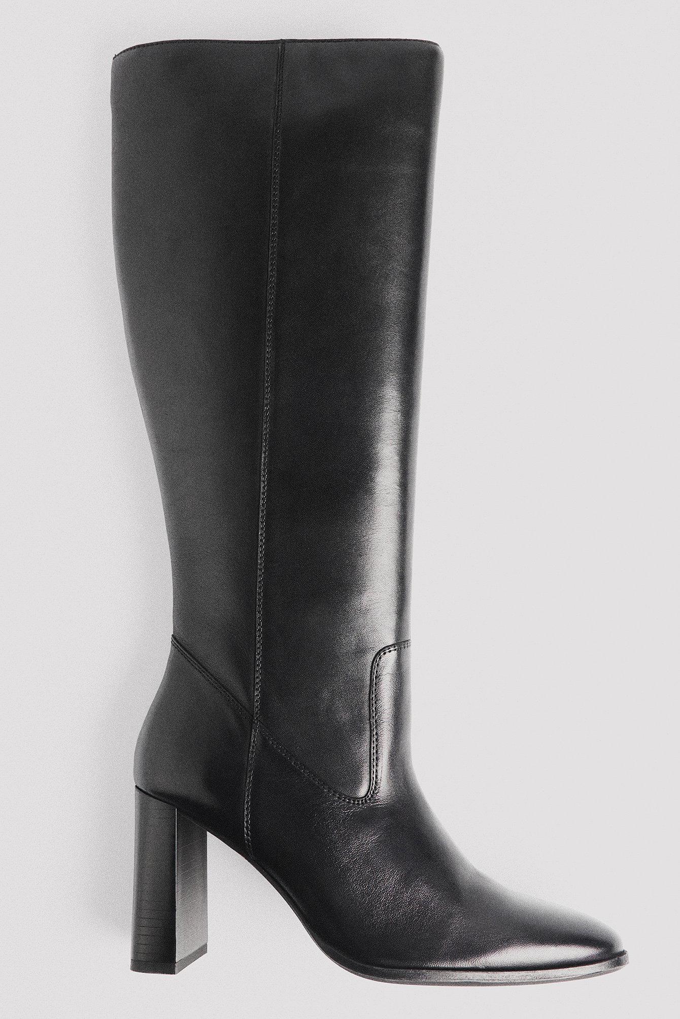 Knee High Leather Rounded Toe Boots Black | NA-KD