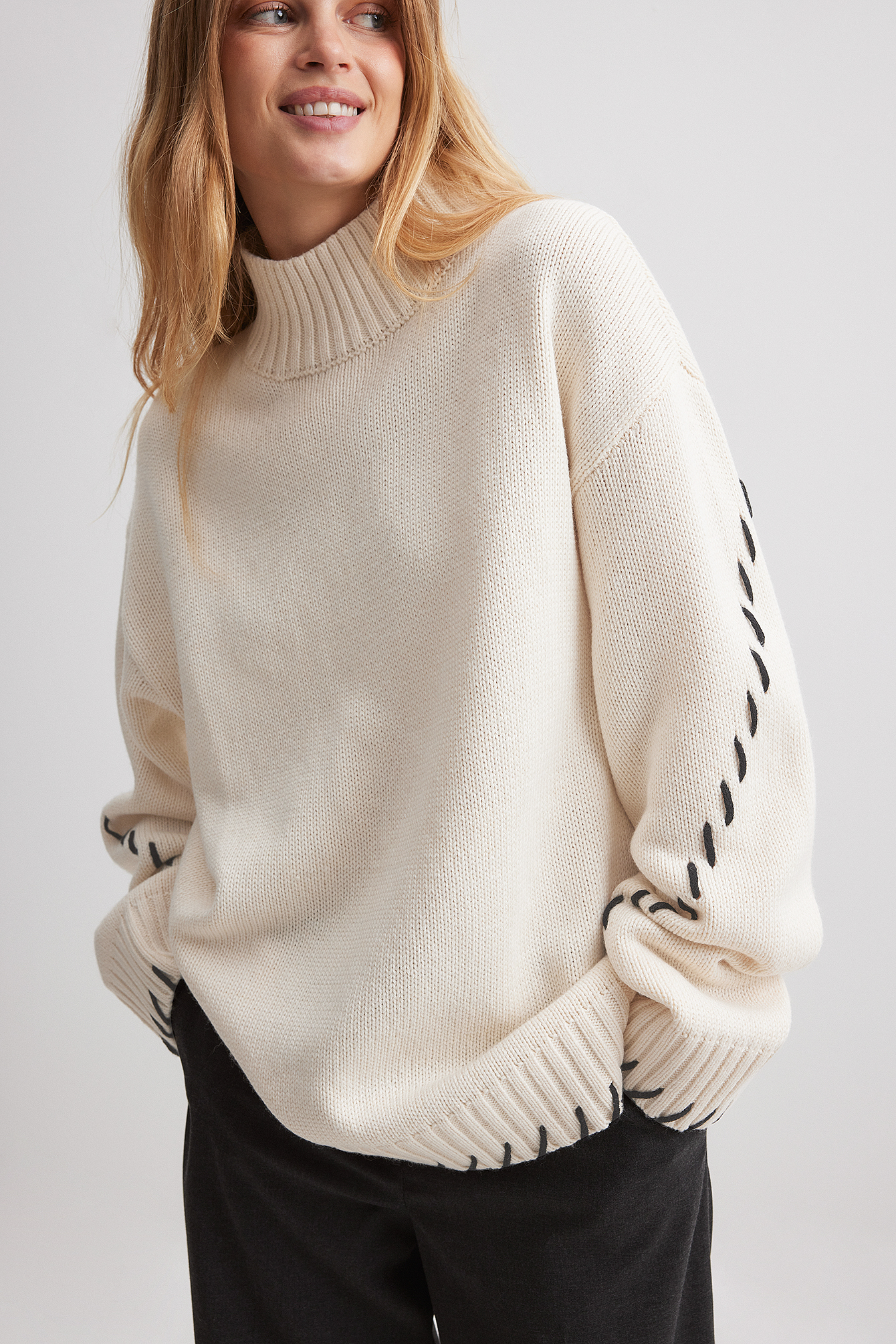 Oversized white outlet turtleneck sweater