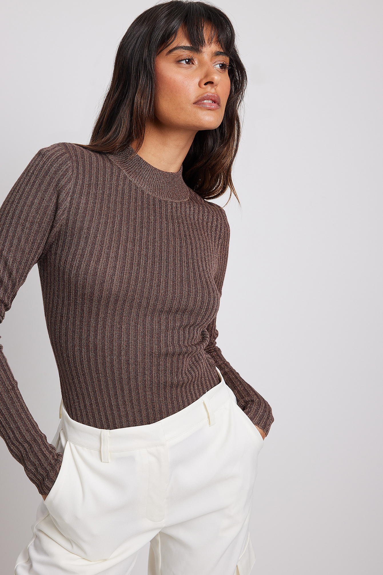 Knitted High Neck Lurex Top Brown | NA-KD