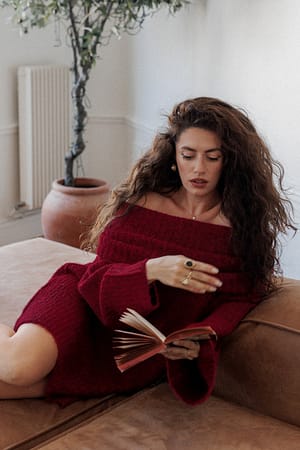 Red Strikket minikjole med off-shoulder