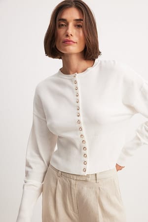 White Strikket cardigan med puffermer