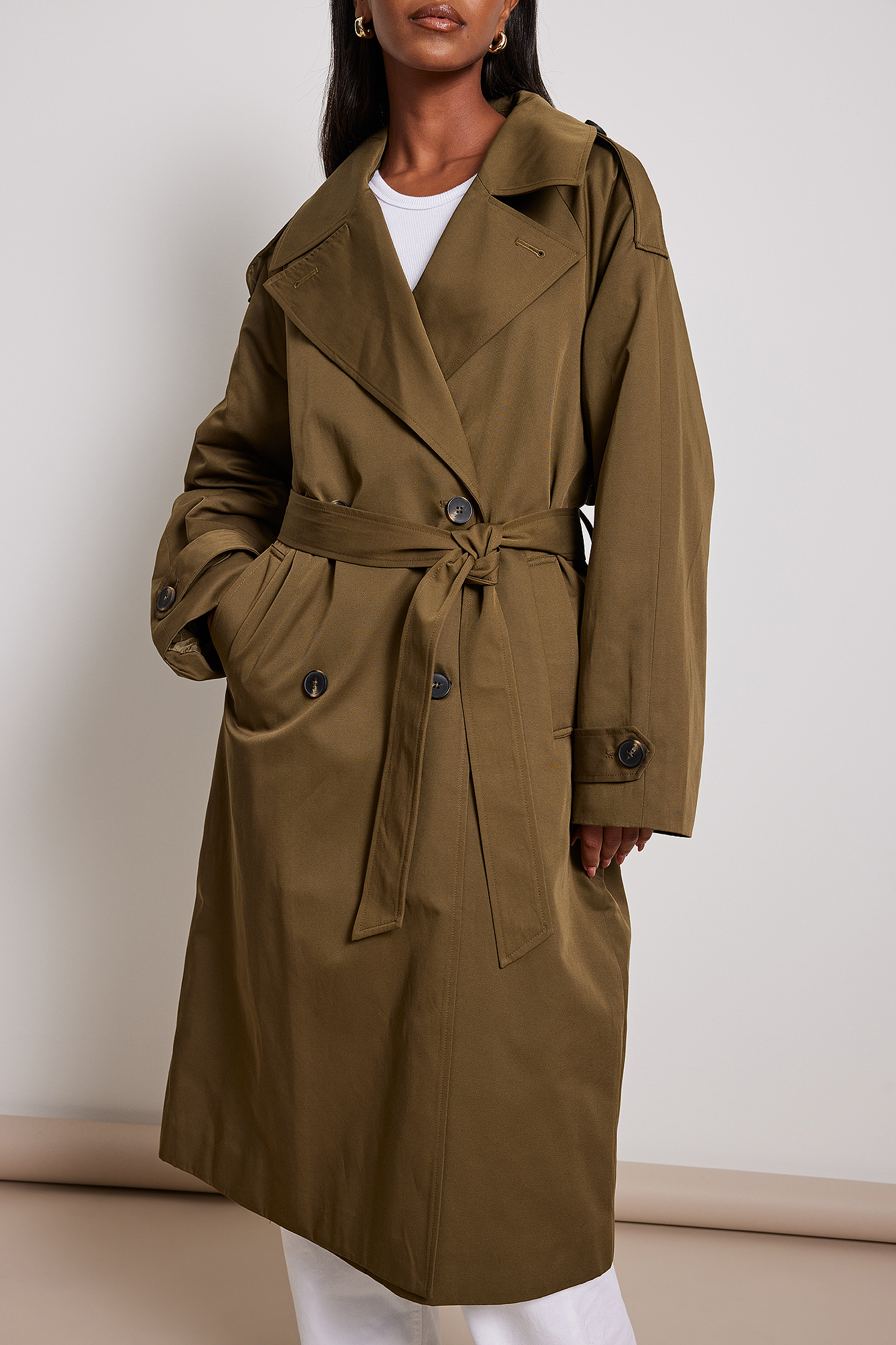 Light Padded Short Classic Trenchcoat