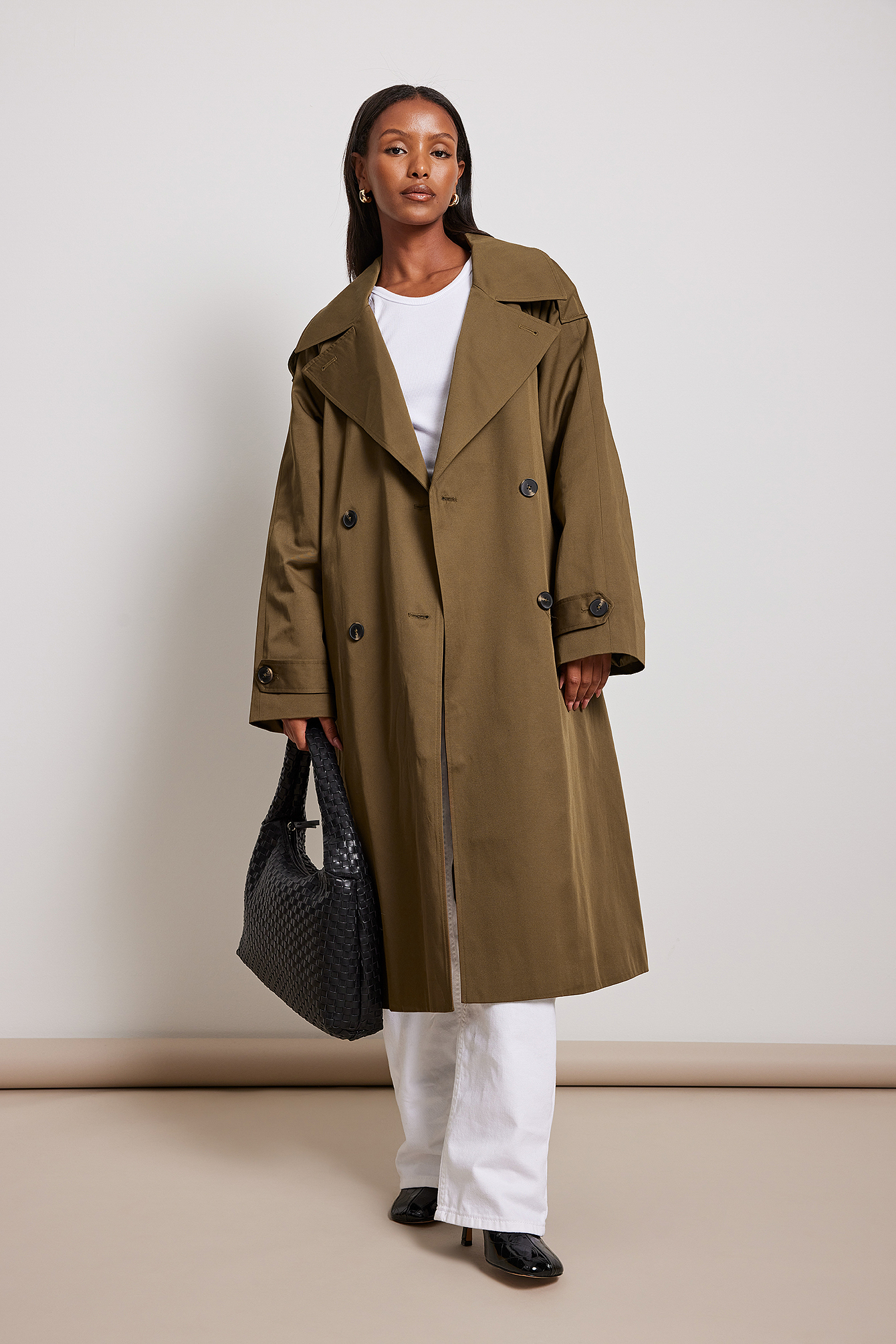 Light Padded Short Classic Trenchcoat