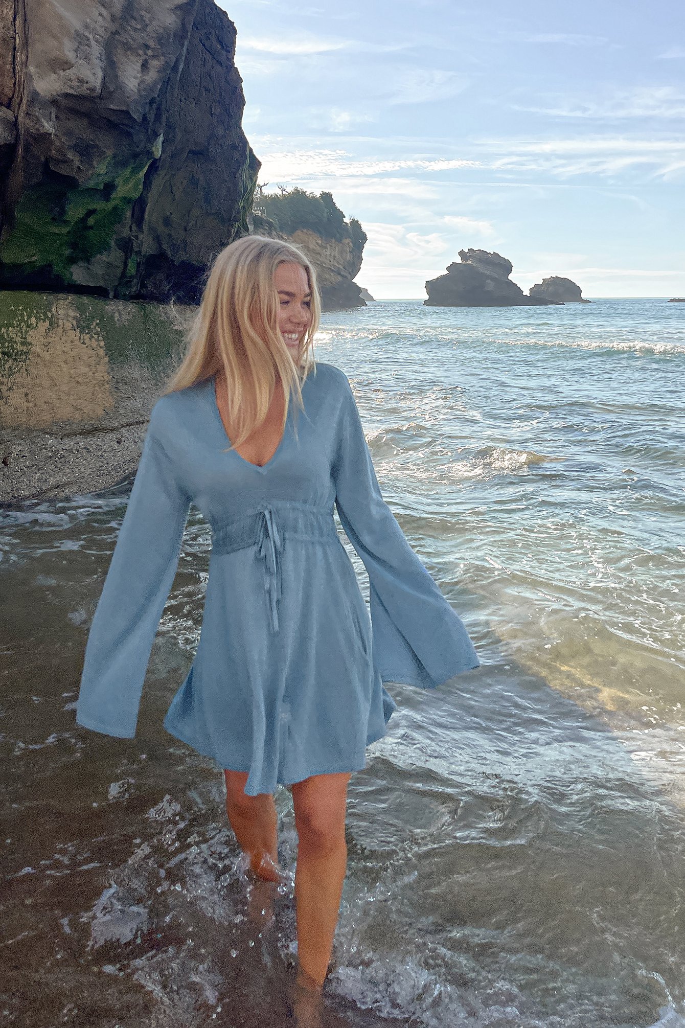 Robe bleu online brillante