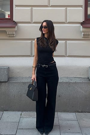 Black Jeans ampi a vita alta