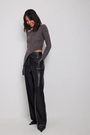 Premium Photo  Fashion girl wearing leather pants and long sleeve