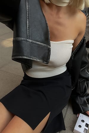Black Mini Slit Skirt