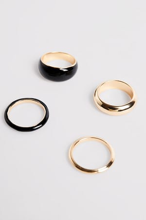 Black/Gold Sekoitus värillisiä sormuksia