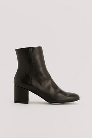 Basic Leather Ankle Boots Black | NA-KD