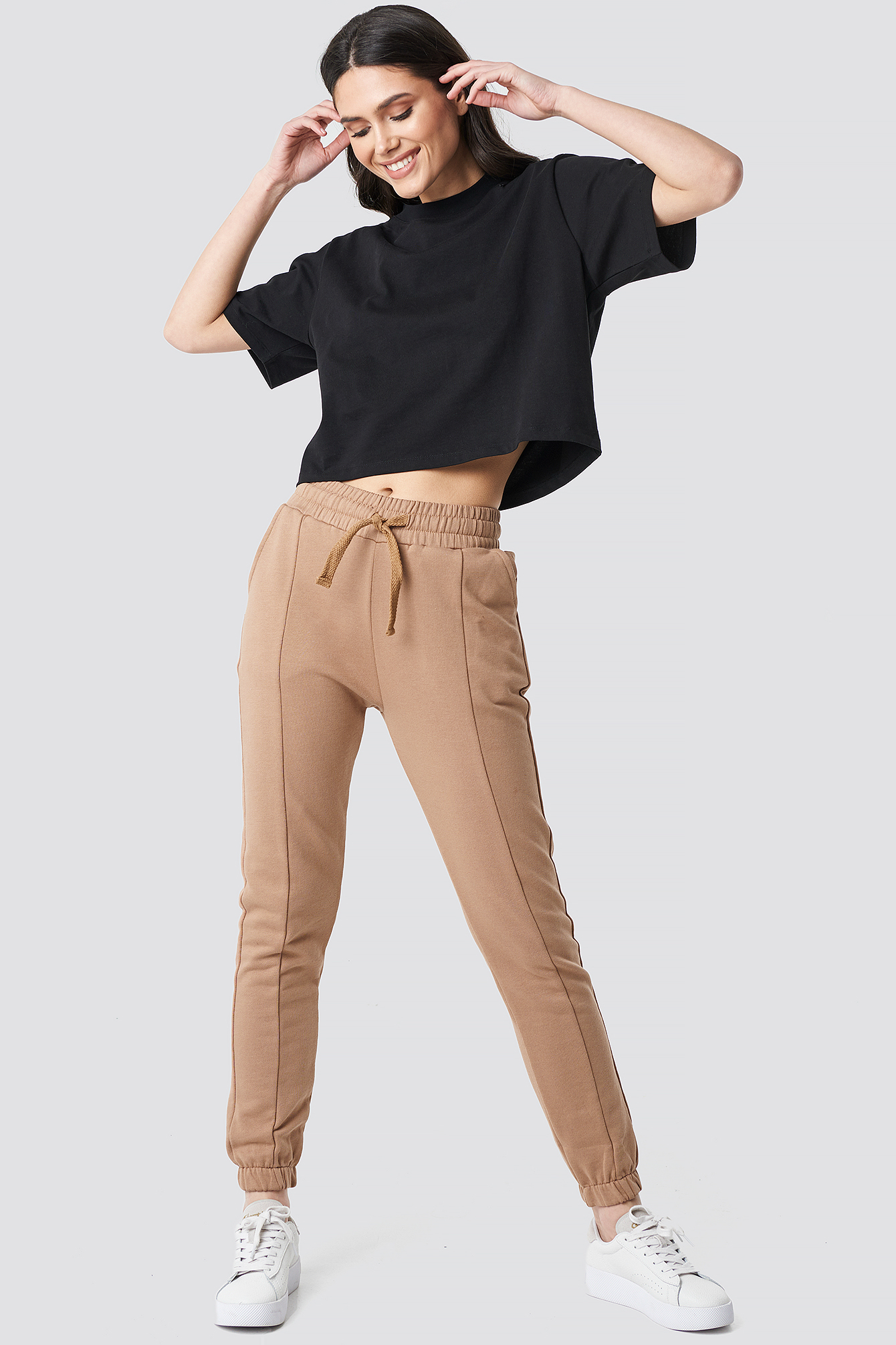 Dark discount beige sweatpants