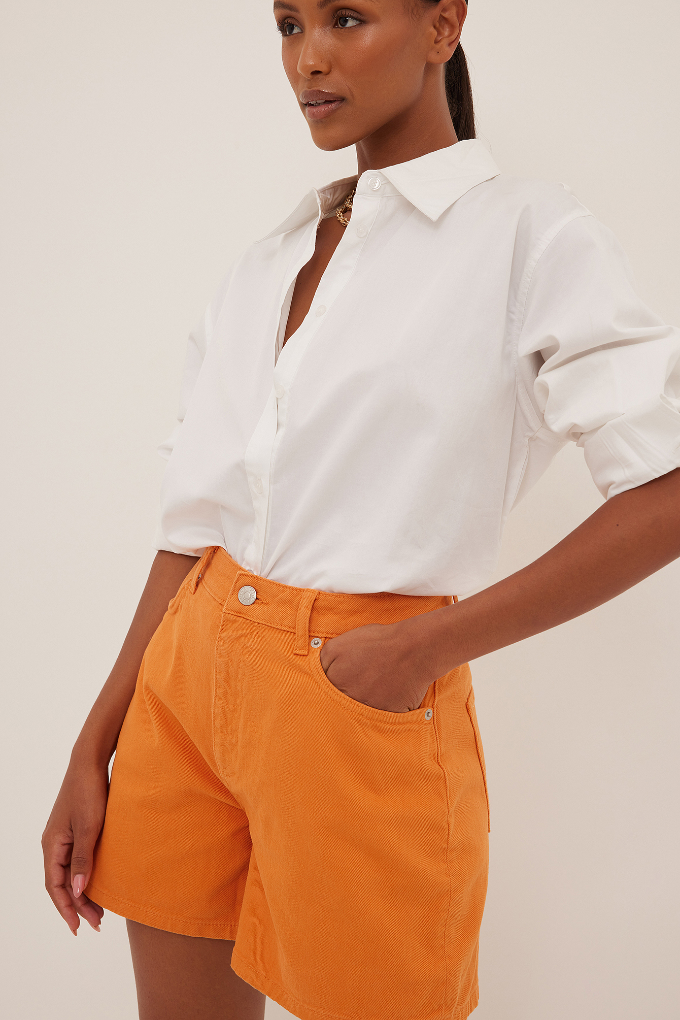 Neon Orange Pocket Back Denim Shorts | SHEIN | Denim shorts, Denim country,  Casual