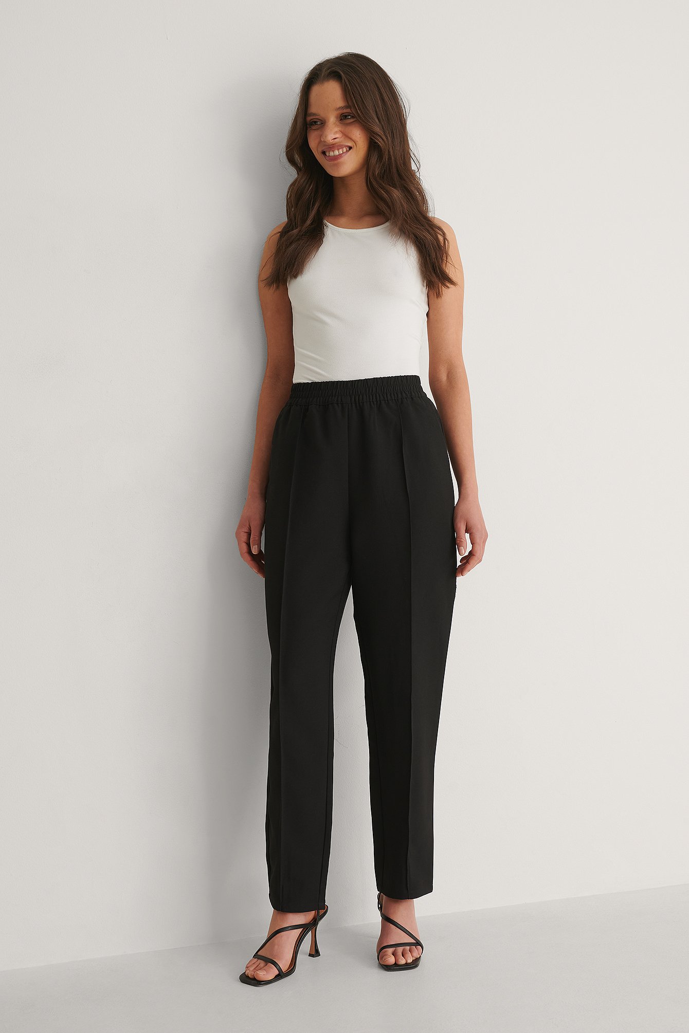 Olivia Mark – High waist cropped work pants | Cropped pants work, Pants for  women, Work pants
