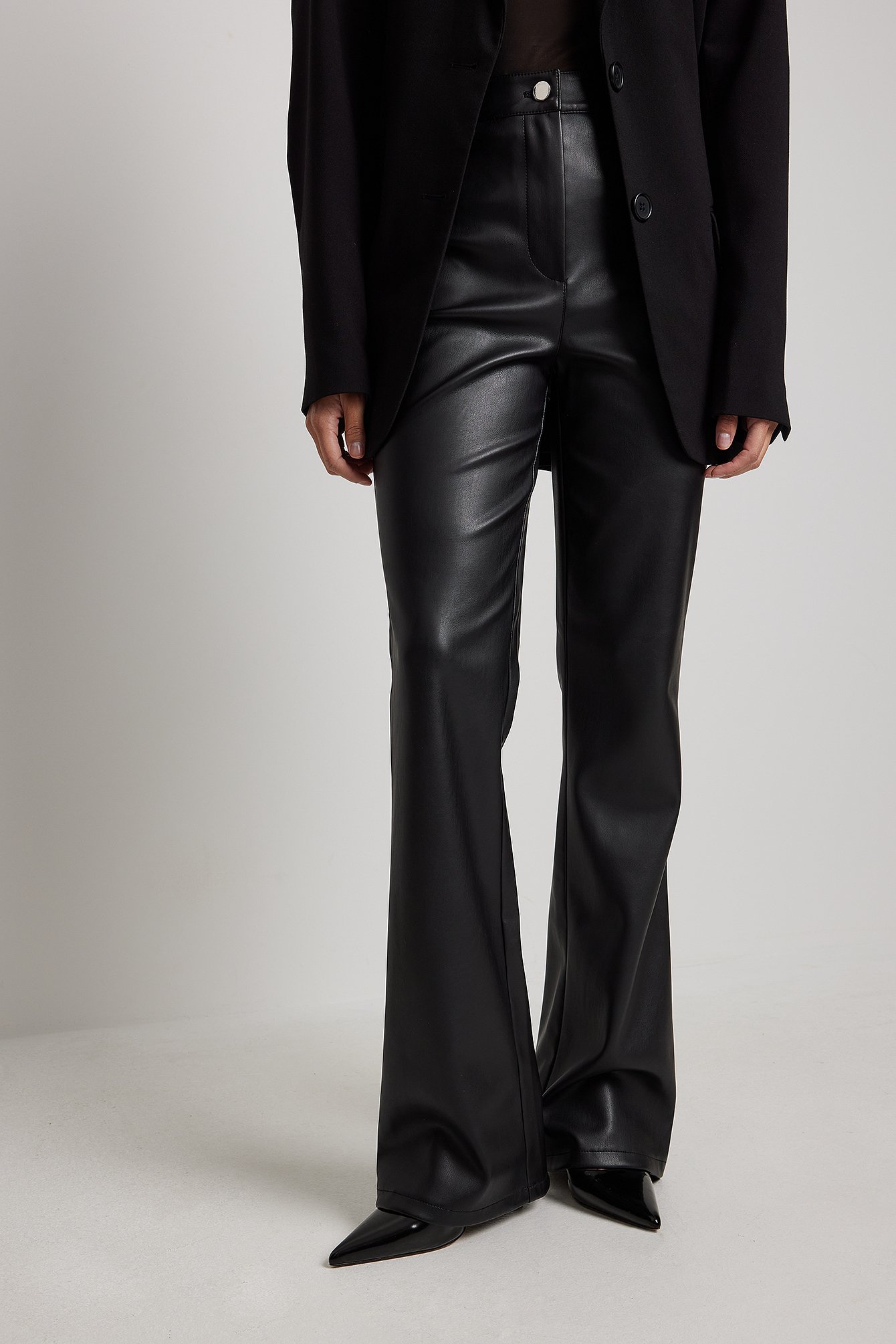 Faux leather trousers for women | Faux leather clothes | NA-KD