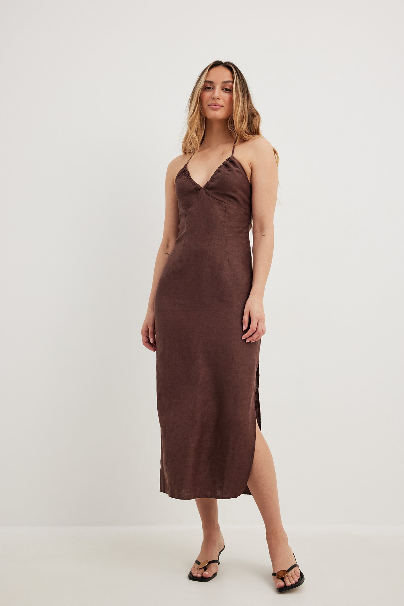 Robe midi dos nu Marron NA KD