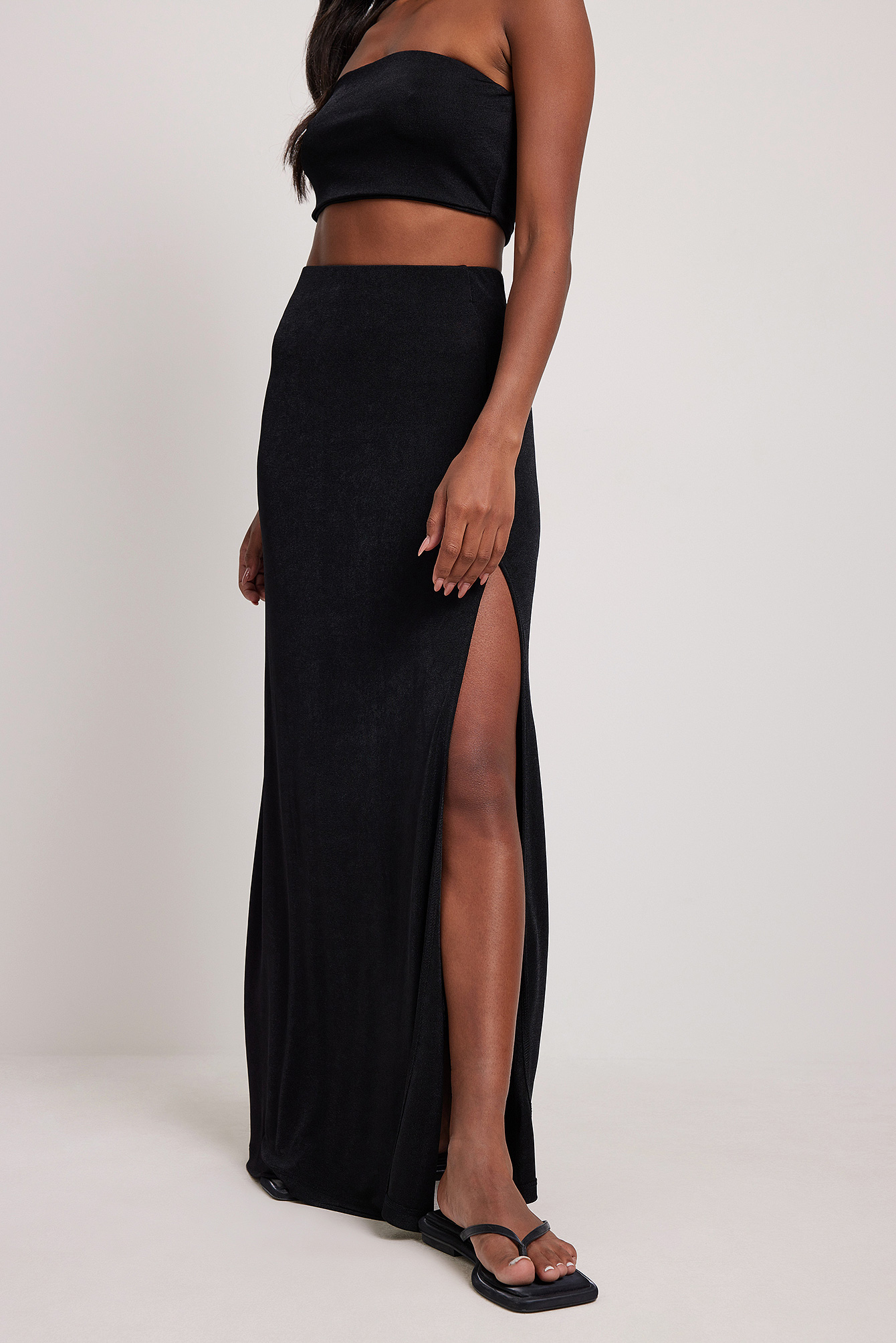 High waisted maxi 2025 skirt with slits