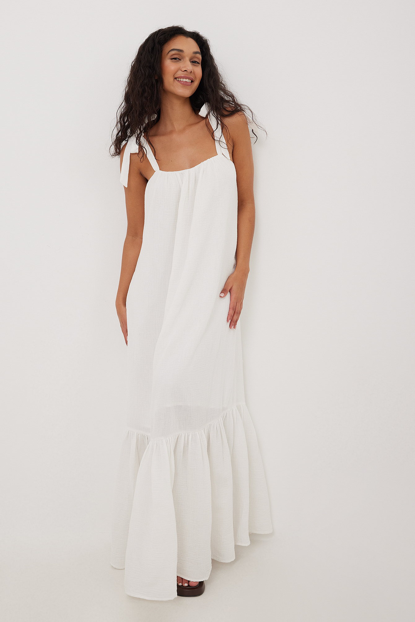 Maxi Flounce Hem Dress Offwhite NA KD