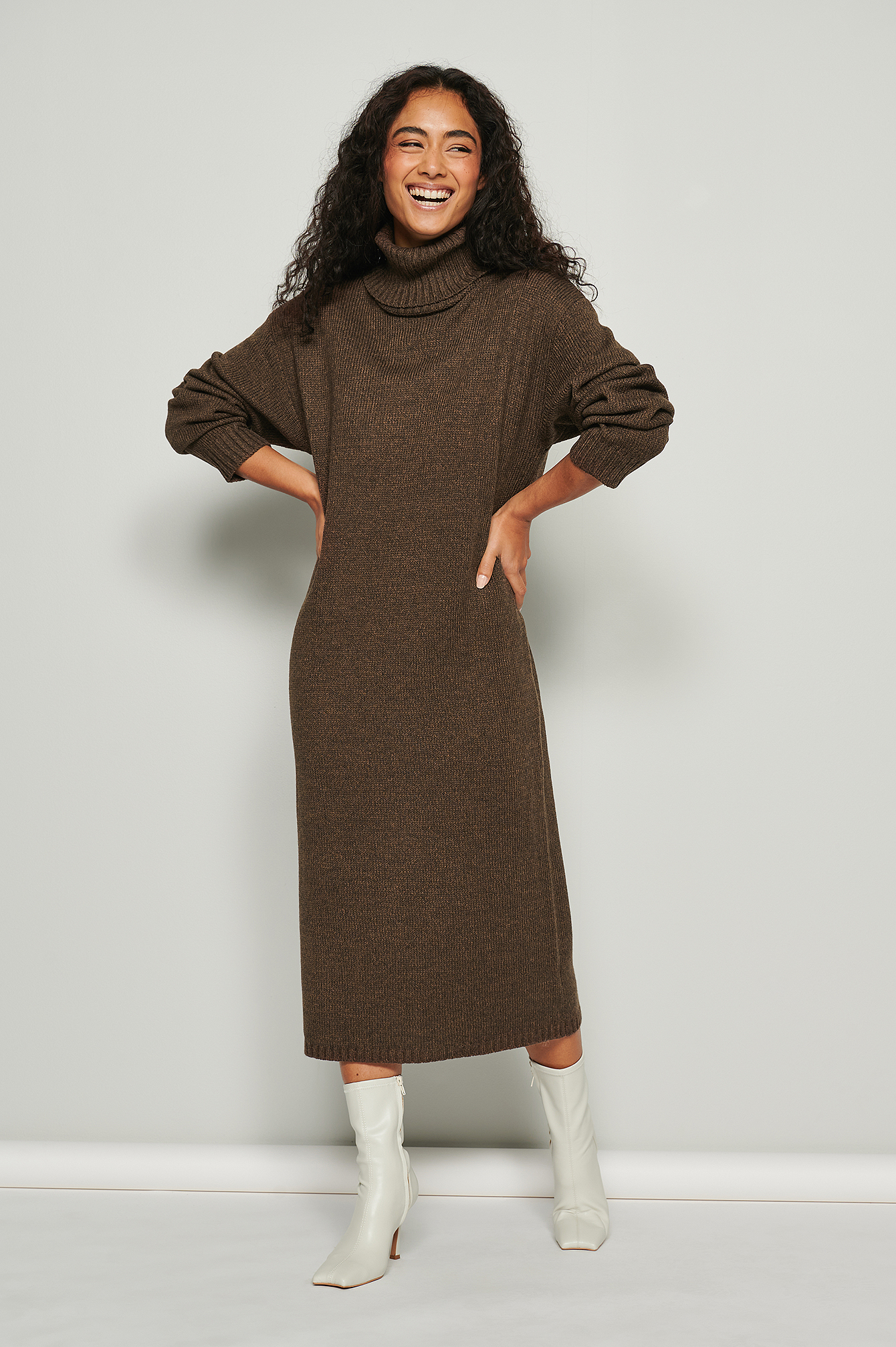 Melange High Neck Knitted Long Sleeve Midi Dress Brown | NA-KD