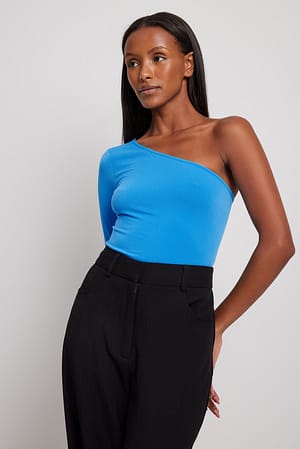 One Shoulder Chain Detail Top Blue | NA-KD