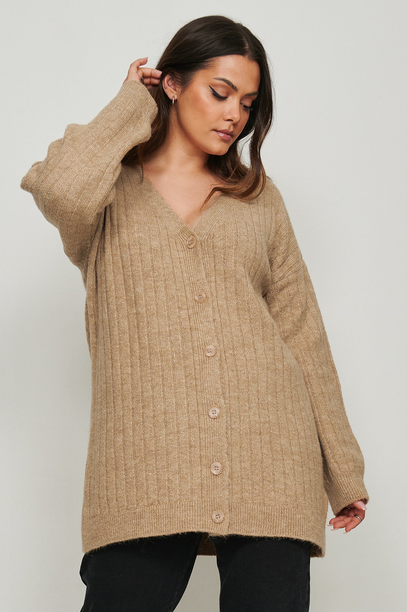 Ribbed Long V-Neck Knitted Cardigan Beige | NA-KD