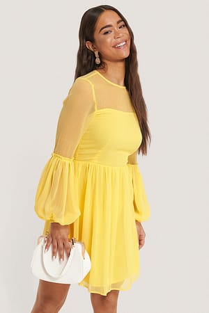 Yellow Rüschendetail Mini-Kleid