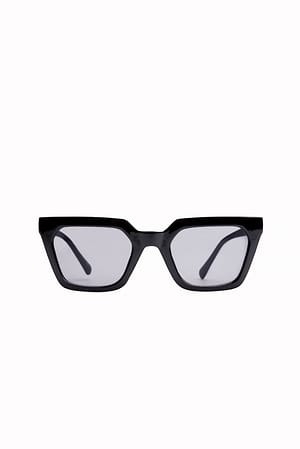 Black Solbriller med skarpe kanter