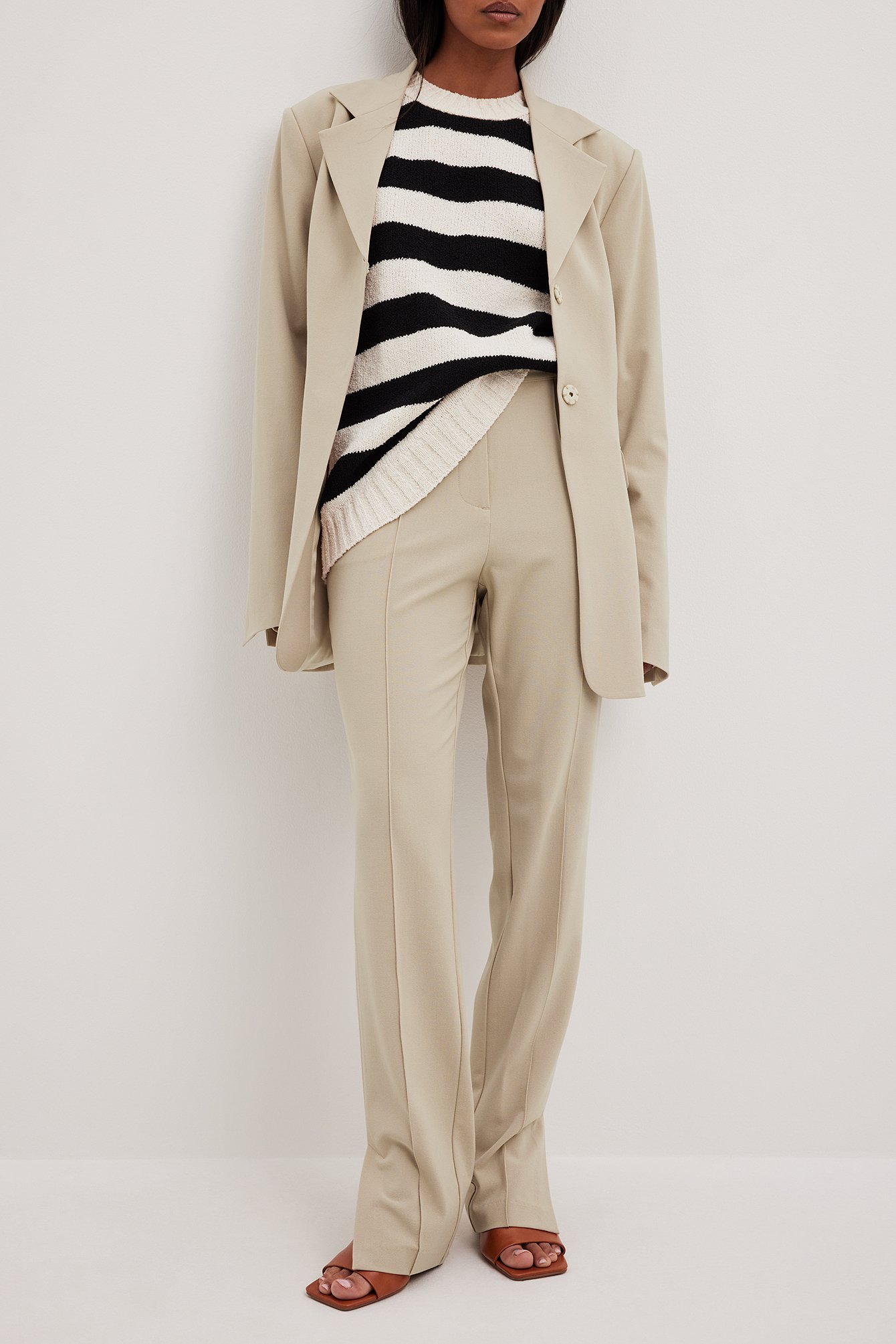 Pantalon de costume droit coupe slim fente Beige NA KD