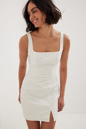 White Mini-jurk van linnenmix met vierkante halslijn