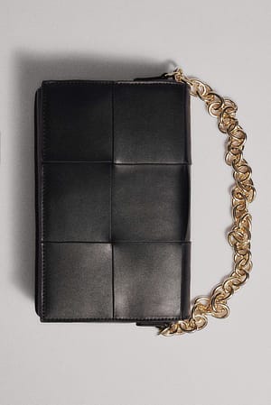Luxury Designer Chain Striped Pleated Women's Handbag Internet
