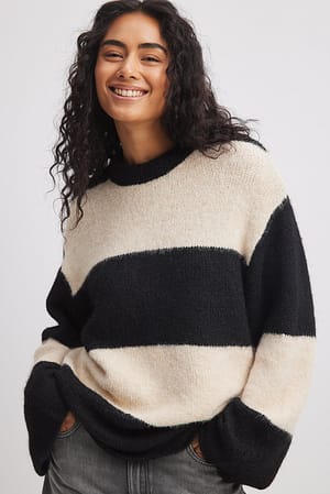 Black/Beige Oversized kleurgeblokte trui