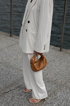 White/Black stripe Pantalon taille haute à plis et rayures