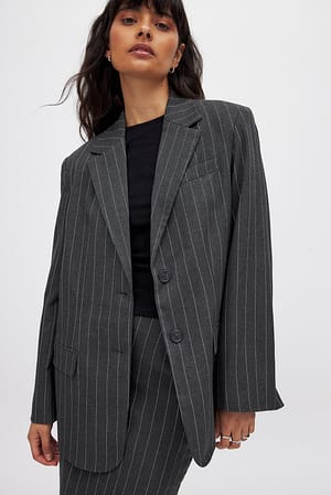 Grey Stripe Oversized blazer met krijtstreep