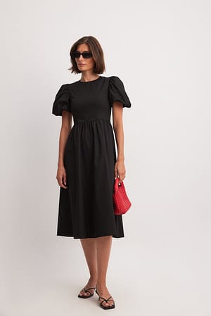 Black Midi-jurk met pofmouwen