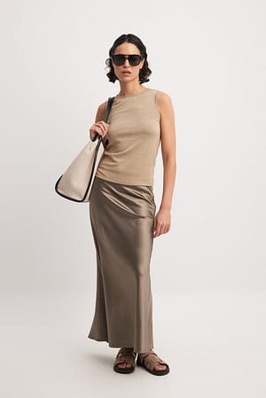 Taupe Jupe mi-longue en satin