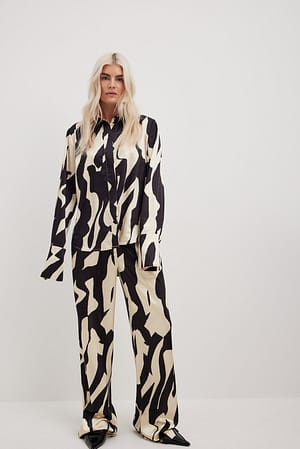 Abstract Zebra black Kostymbyxor