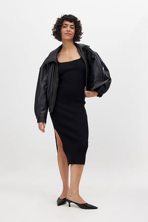 Black Midikleid Kleid mit Schlitz und U-Ausschnitt