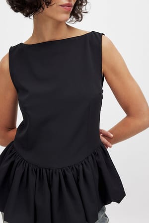 Black Mouwloze peplum top