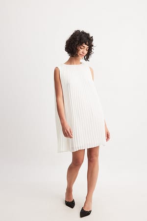 White Mouwloze plissé mini-jurk