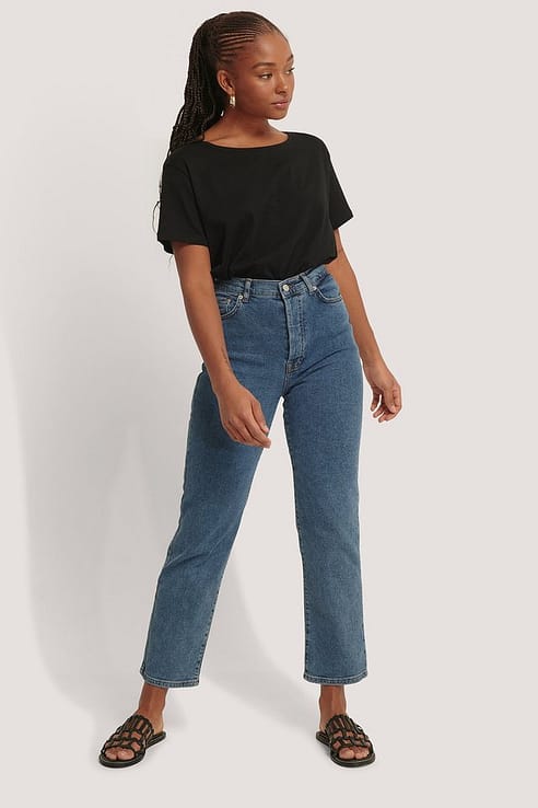 V-shaped Waist Straight Denim Blue | na-kd.com