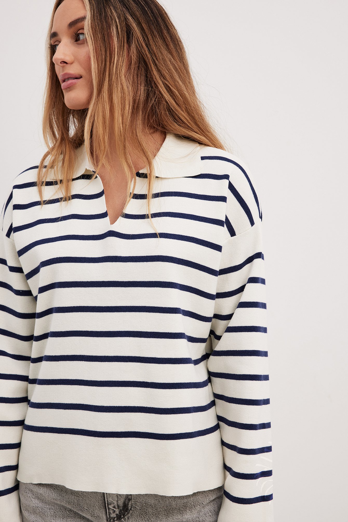 Striped best sale collared sweatshirt