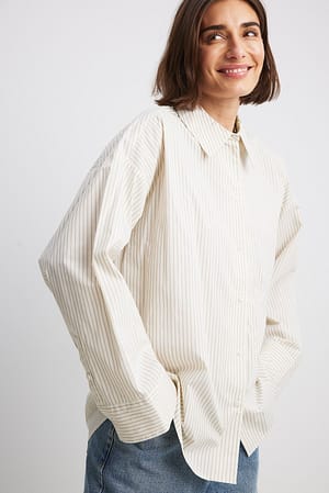 White/Beige Stripe Camisa oversize às riscas