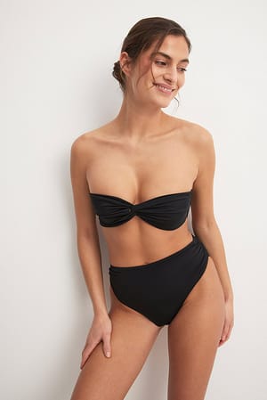 Black Culotte de bikini torsadée