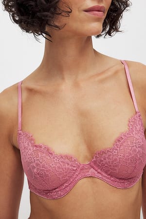 Dusty Pink Soutien-gorge en dentelle à armatures