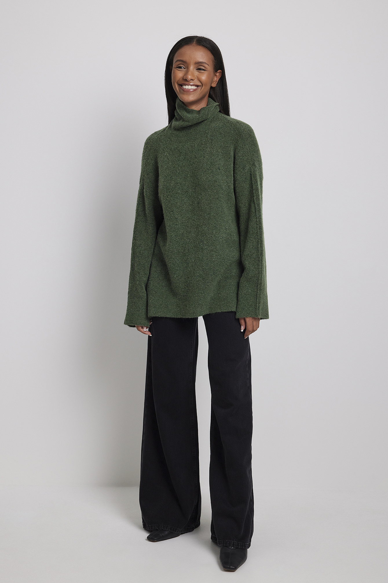 Dark green sale turtleneck sweater